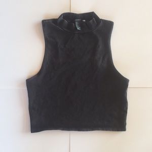 FOREVER 21 MOCK-NECK BLACK TOP **NEVER WORN**